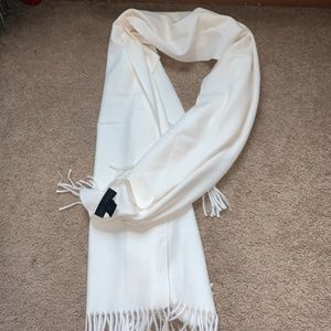 Steve Madden Shall/Wrap/Scarf